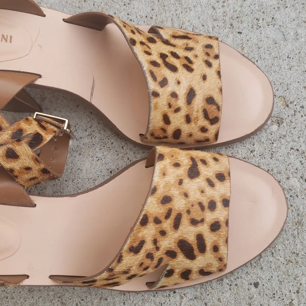 Gianni Bini Marilane Dyed Calf Hair Loepard Print Block Heeled Sandals Size 9M